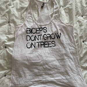 Women’s lifting tank top